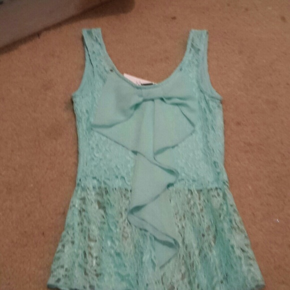 lace tank top - Picture 3 of 3