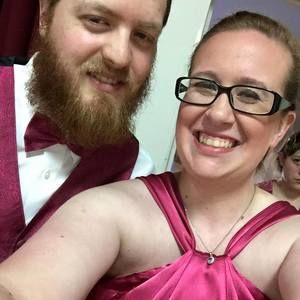 Meet your Posher, Dina