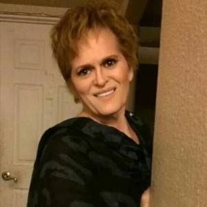 Meet your Posher, Julie