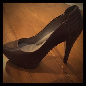 Kenneth Cole 925 Platform Heels