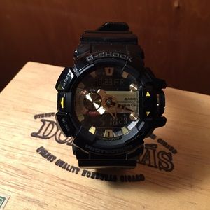 G-Shock Watch. Like New. Black and Gold