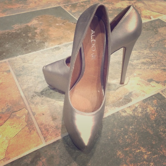 ALDO 4/5inch Silver Pumps