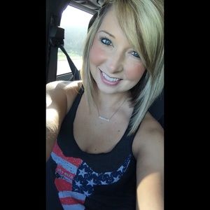 Meet your Posher, Kasey