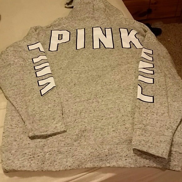 Trade for jasgude.  New game day hoodie size M