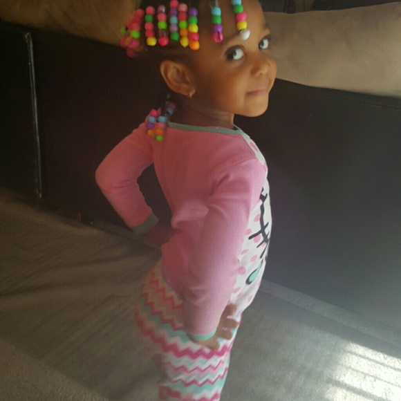 Meet your Posher, Mbalu - Picture 1 of 1