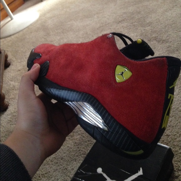 Ferrari 14s size 10.5 - Picture 1 of 3