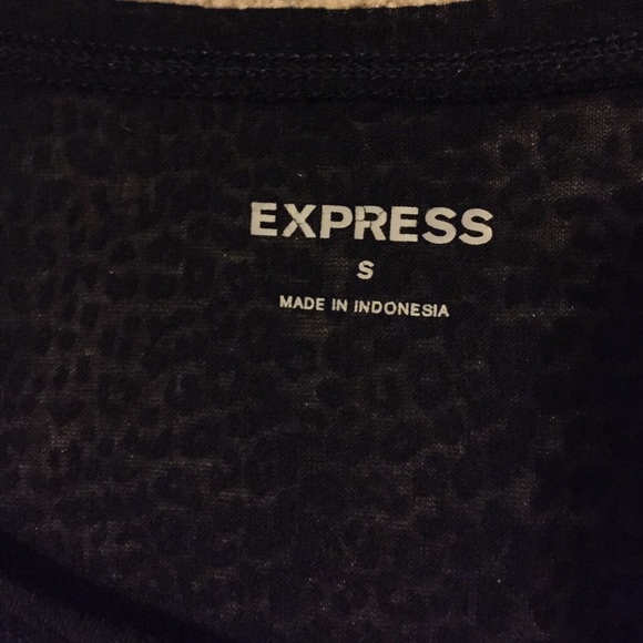 Express Shirt - Picture 2 of 3