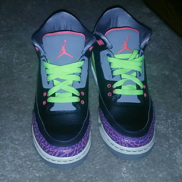 Atomic volt Kids jordans