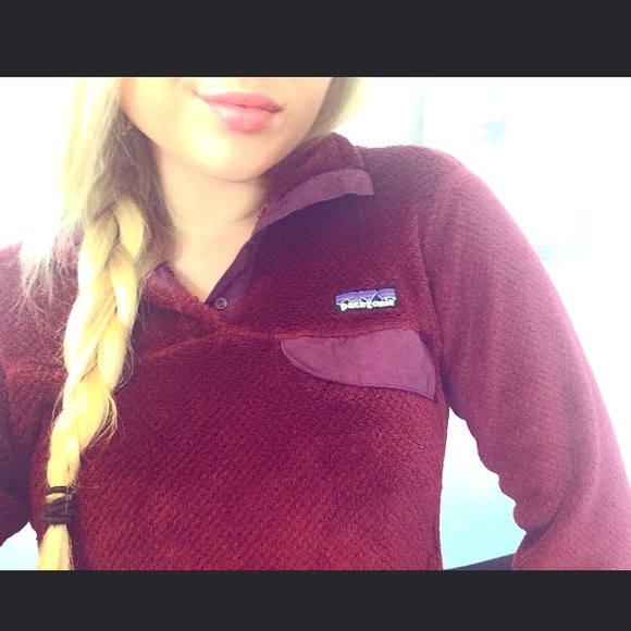 Patagonia Women's Pullover/ Jacket in Burgundy