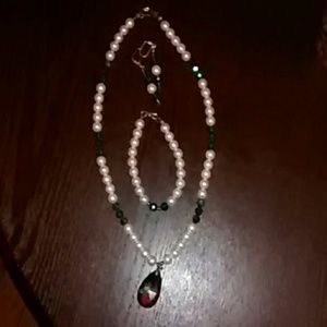 Handmade Pearl and faux emerald jewelry set