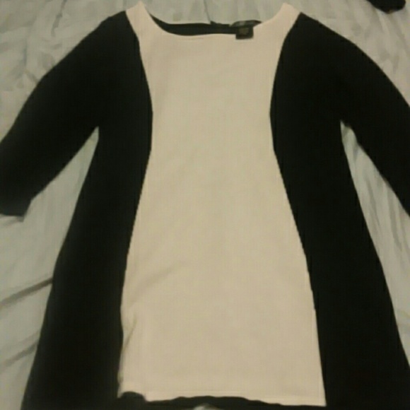 Sweater Dress - Picture 3 of 4