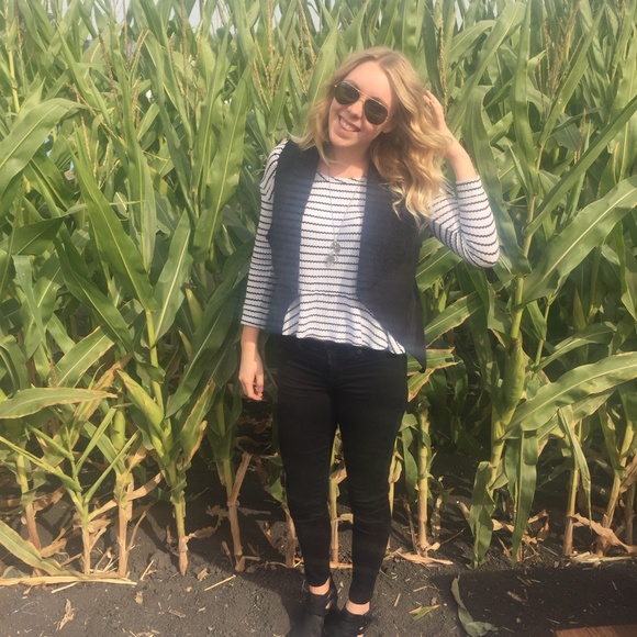 Meet your Posher, Melanie