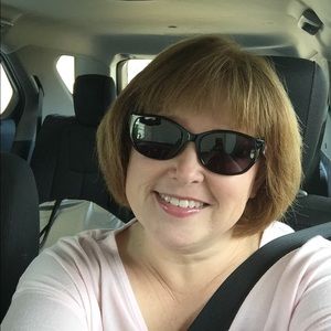 Meet your Posher, Cathy