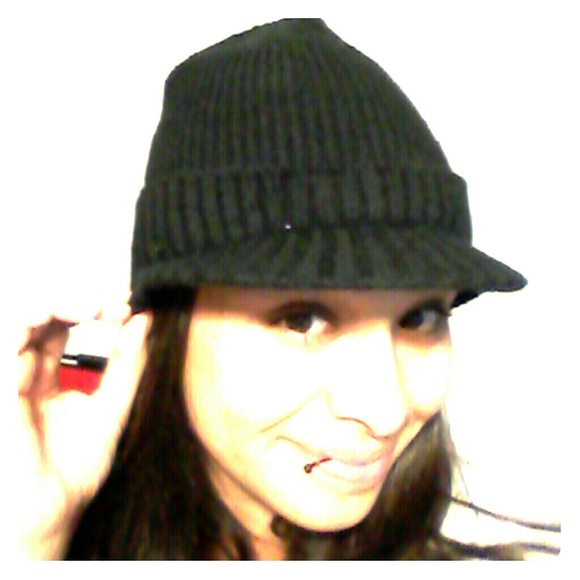 Black Knit Beanie w/ Brim