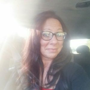 Meet your Posher, Nikki