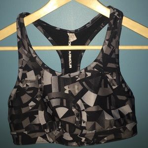 Under Armour Sports Bra