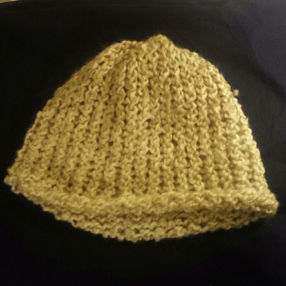 Knit hat - Picture 3 of 3