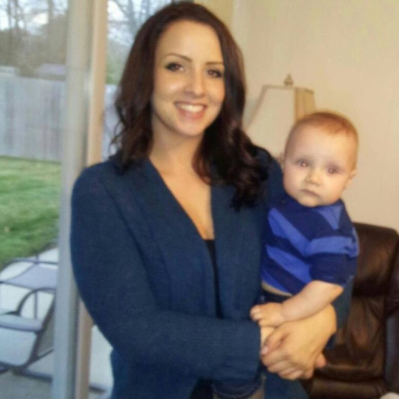 Meet your Posher, Hannah - Picture 2 of 4