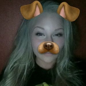 Meet your Posher, Andrea