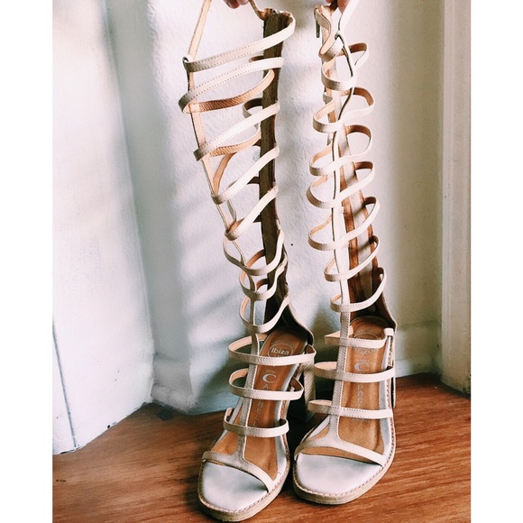 Jeffrey Campbell La Cage Gladiator Sandal- Nude