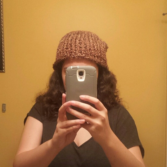 Knit hat - Picture 2 of 4