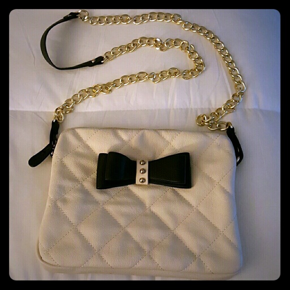 Ipad Quilted purse with front bow