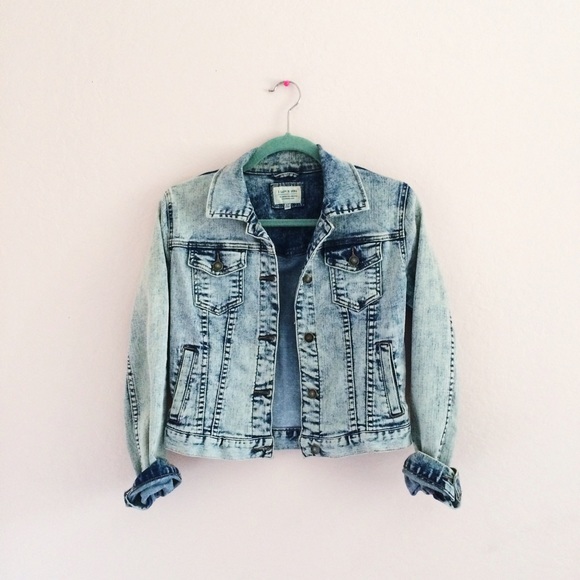 f21 acid wash denim jacket