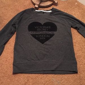 Victoria Secret crew neck