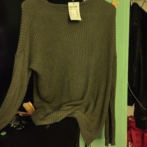 Brandy Melville Ollie sweater