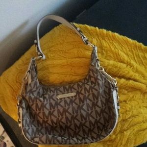 Michael kors purse