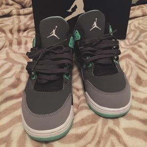 Green glow 4s