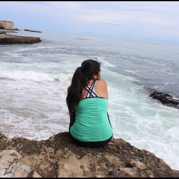 meet your seller/buyer 😊 - Picture 3 of 4