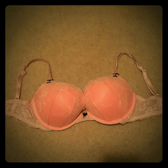 VS 34D +2cup sizes