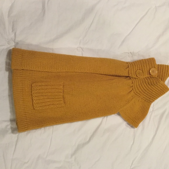 Mustard "Forever 21" Sweater - Picture 4 of 4
