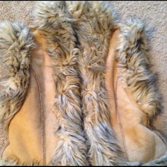 Bebe faux fur vest