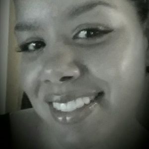 Meet your Posher, Tina