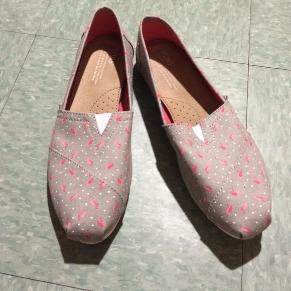 Toms