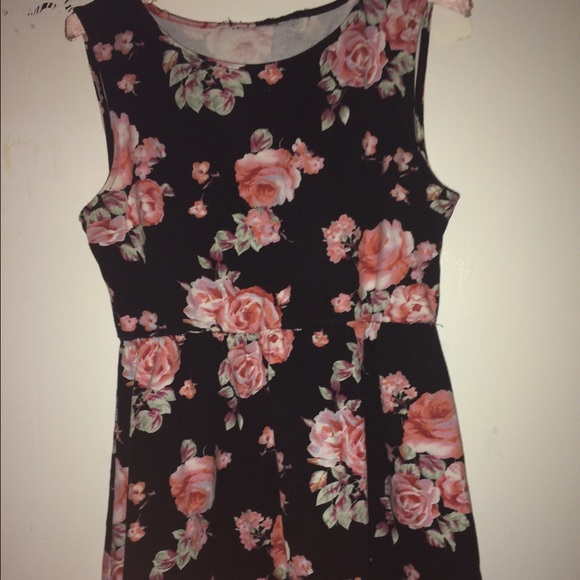 Tank Dress - Floral Pattern (Accepting Offers🌻)