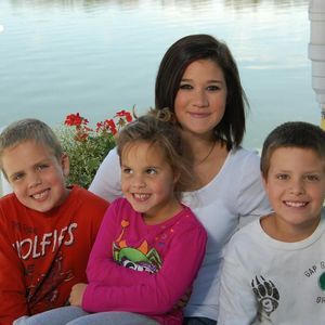 Meet your Posher, Tia