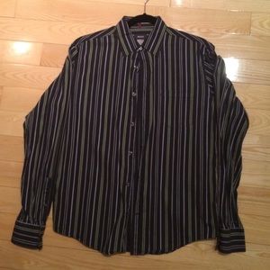 Men's Dress Shirt - S