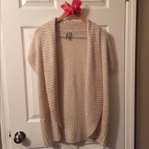 Guess cardigan/ knit wrap