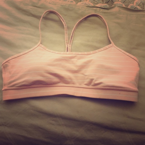Lululemon Flow Y Sports Bra