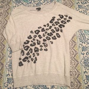 Sweat shirt