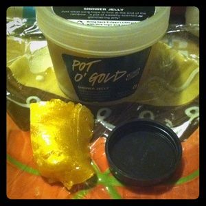 Lush pot o gold bath jelly