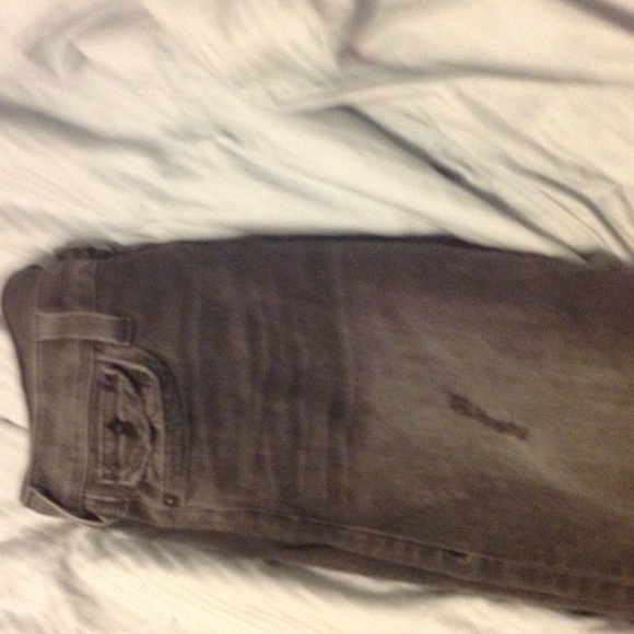 True Religion - Picture 2 of 3