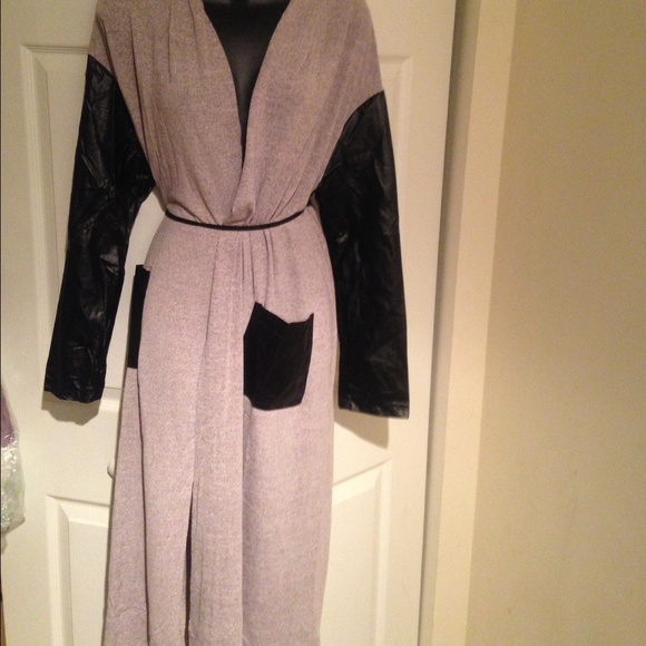 5⭐️rated Pink long cardigan fall must have NWOT - Picture 3 of 3