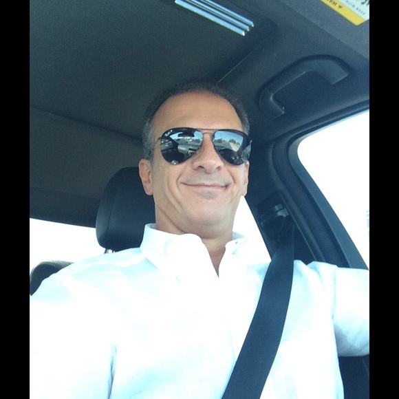Meet your Posher, Alfredo - Picture 3 of 4