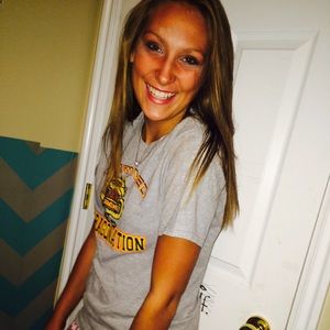 Meet your Posher, Jade