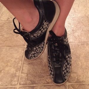 Authentic Coach black tennis shoes size 8.5