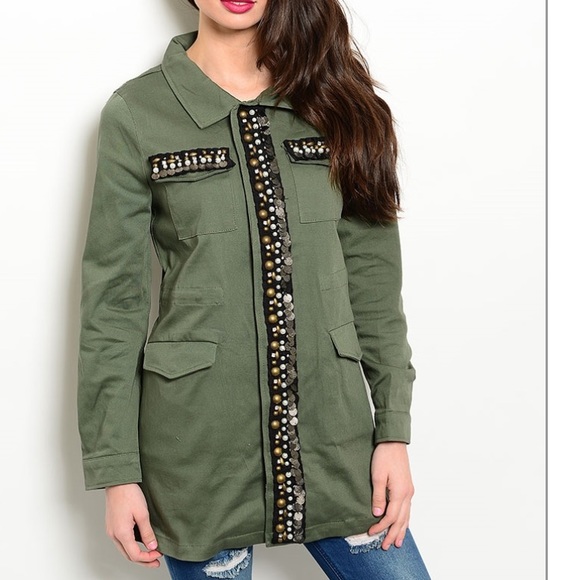 🎉🎉HP🎉🎉Nice olive colored jacket with stone - Picture 2 of 3